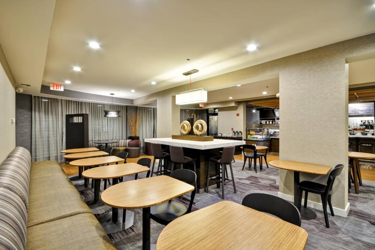 Courtyard By Marriott Jacksonville Airport/ Northeast Dış mekan fotoğraf