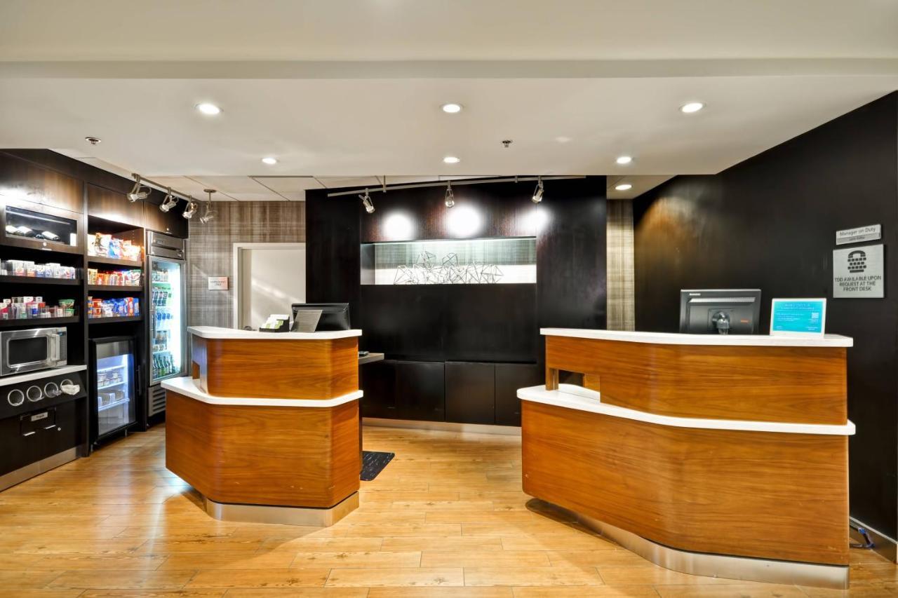 Courtyard By Marriott Jacksonville Airport/ Northeast Dış mekan fotoğraf