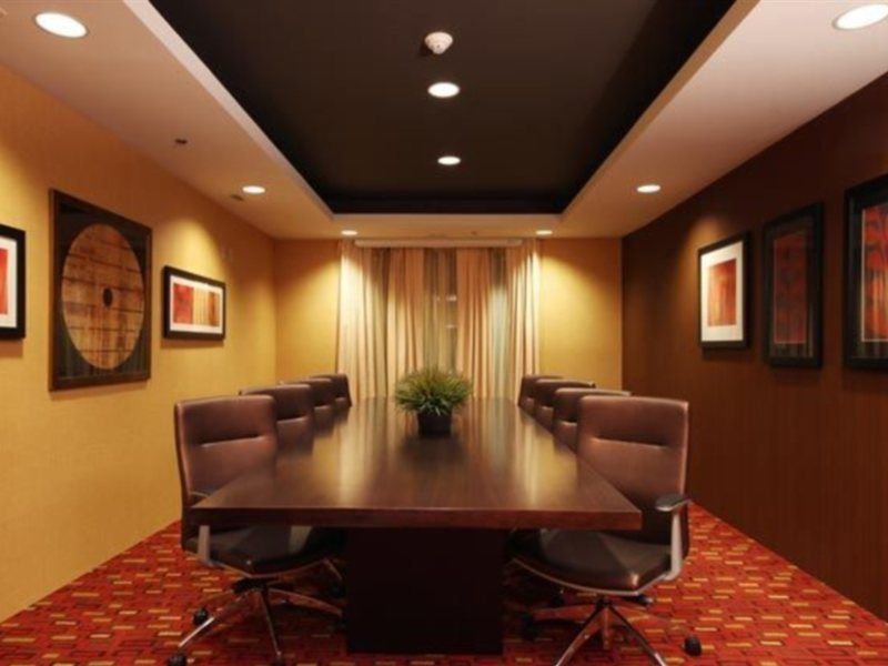 Courtyard By Marriott Jacksonville Airport/ Northeast Dış mekan fotoğraf